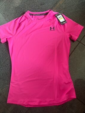 Under Armour Women's Bright Pink Short Sleeve Performance Tee